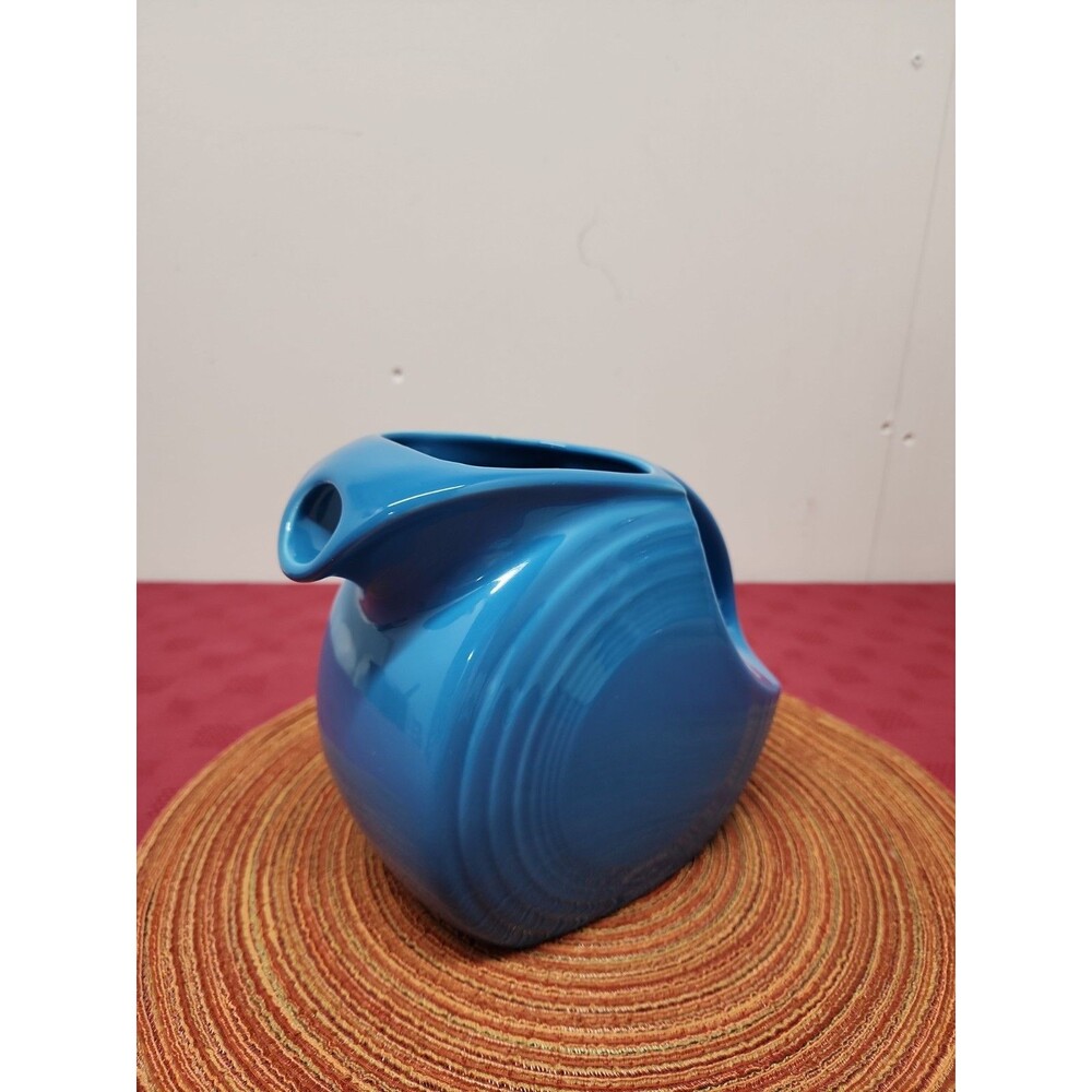 Fiesta Peacock Large Disc Pitcher 67 Oz Homer Laughlin Retired Made In The USA